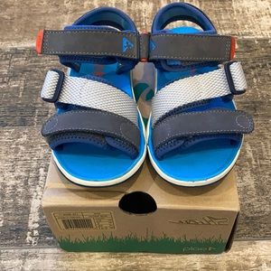 Plae Wes Sandal